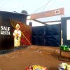 Slavný malijský zpěvák Salif Keita navštívil naši školu v Conakry! 
